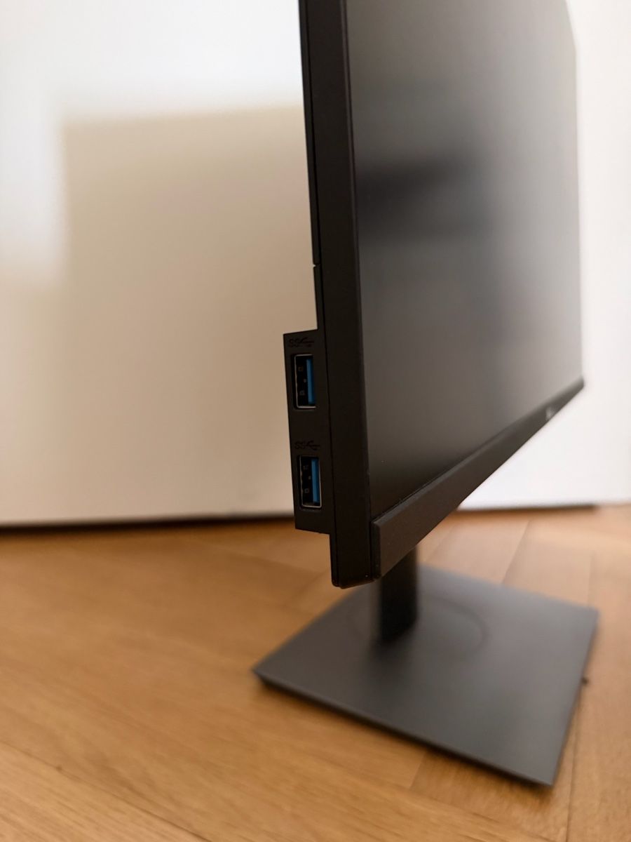 Dell Monitor: Écran Dell P2719H 27 pouces Full HD – Nuovo (secondo la descrizione) da Neuchâtel venduto da gonzalez.ni 2