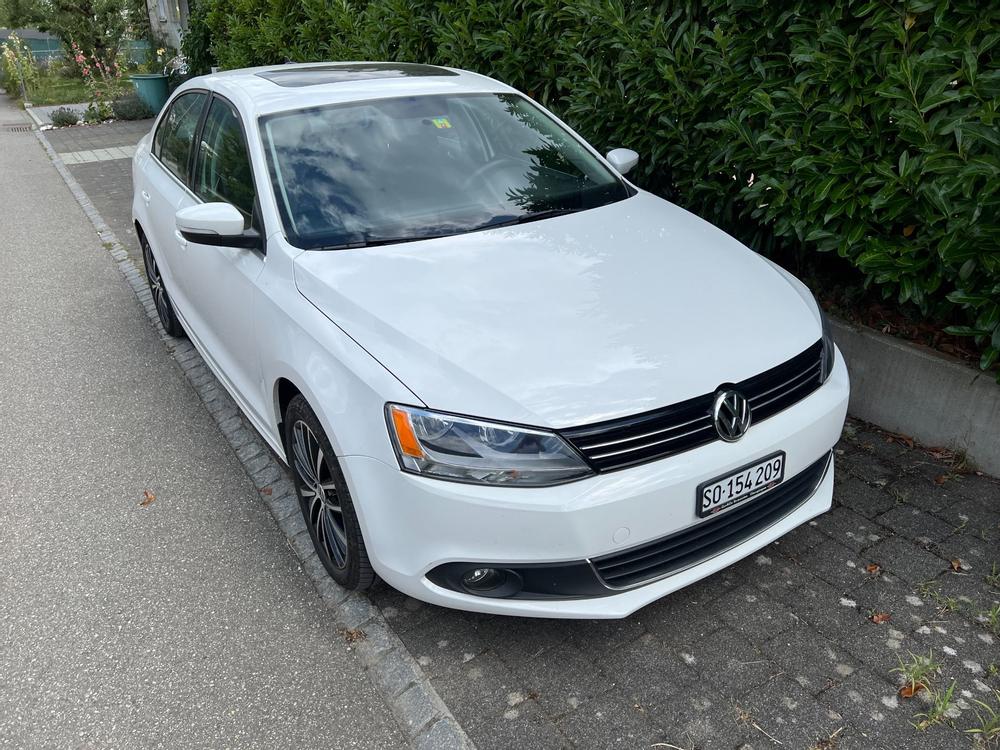 VW Jetta, 22'000km, weiss, 2,5liter, Benzin, Automat