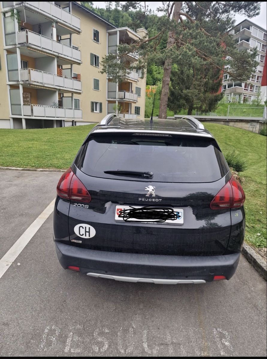Peugeot Automobili: Peugeot 2008 PureTech 1.2 – Usato da Wolhusen venduto da mohammed_aissaoui