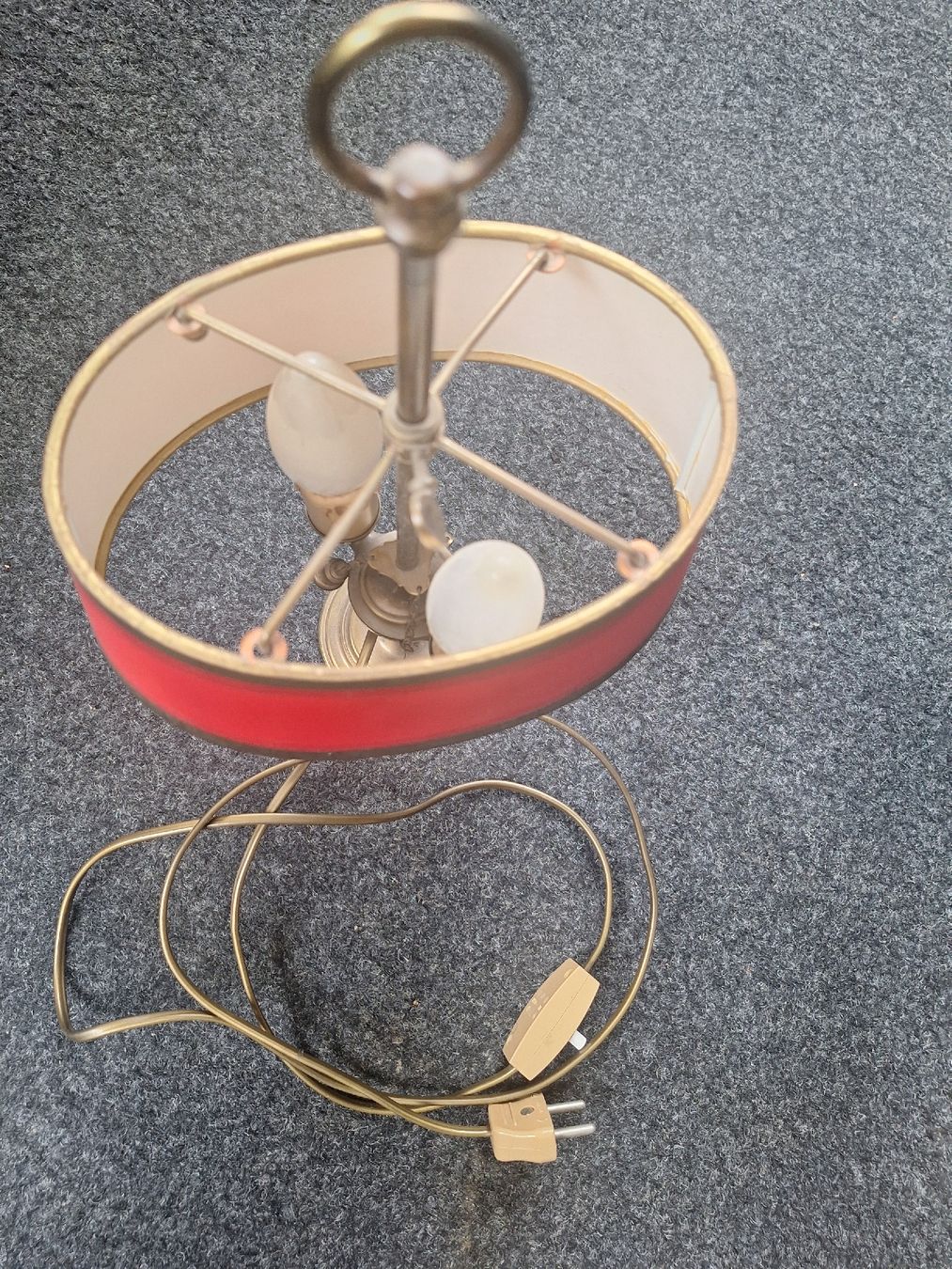 Lampade: ANTIKE TISCHLAMPE – Usato da Niederwangen BE venduto da pfiff02 1