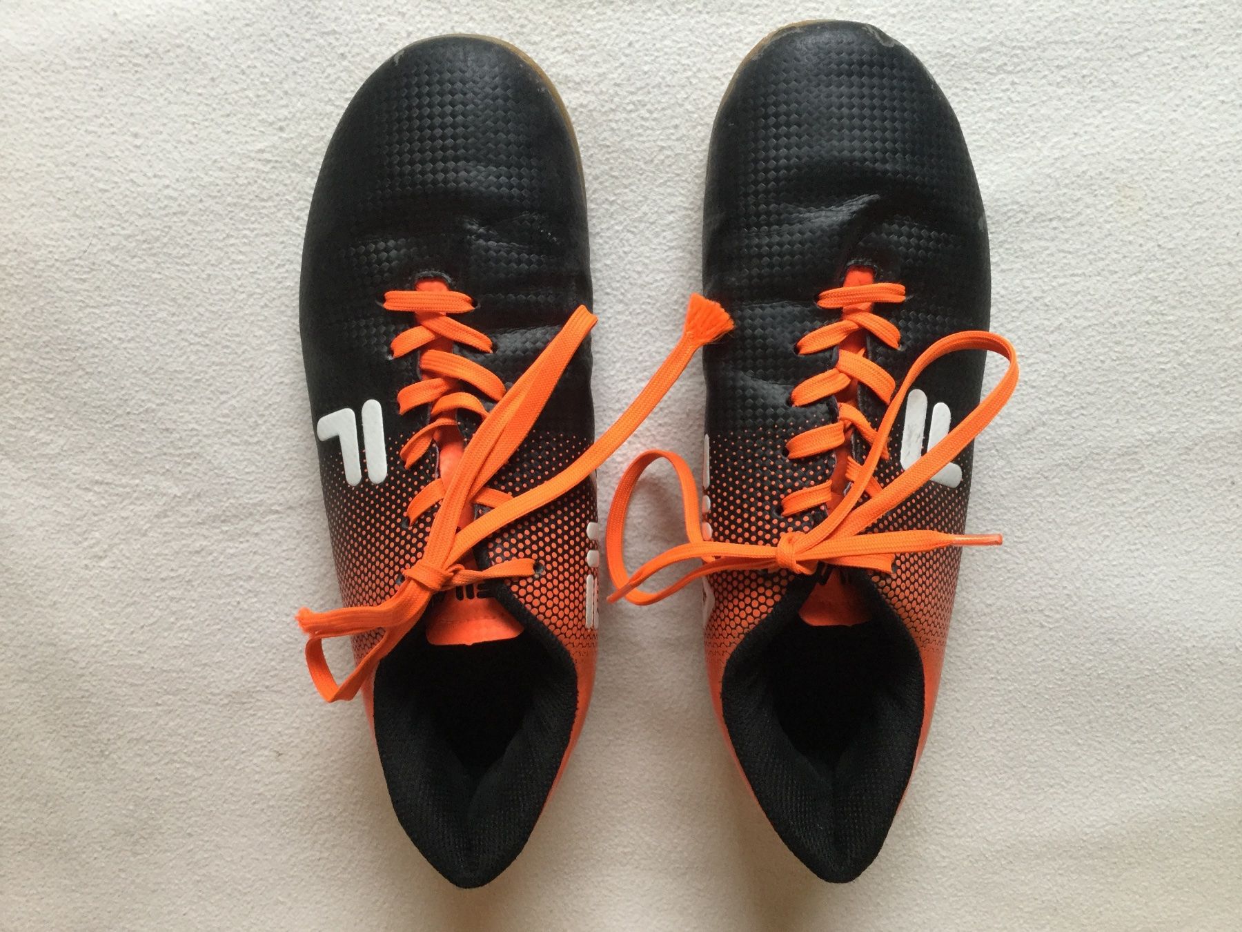 Fila Scarpe da uomo: Chaussures de sport Fila 40 – Usato da Brenles venduto da hello1063