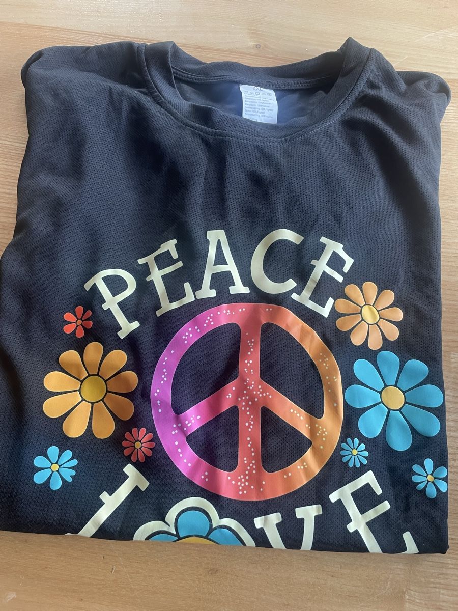 T-Shirts: T-Shirt XXL – Neu (gemäss Beschreibung) aus Wattwil von Weinachtsmann