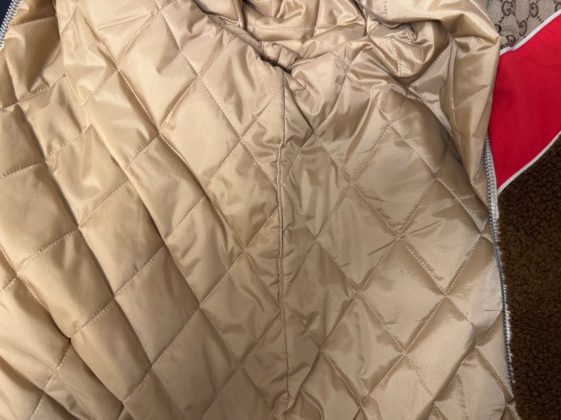Gucci Giacche: Gucci GG Fleece Jacke Gr.M – Usato da Neftenbach venduto da dco_vy6w 8