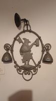 Antike geschmiedete Lampe
