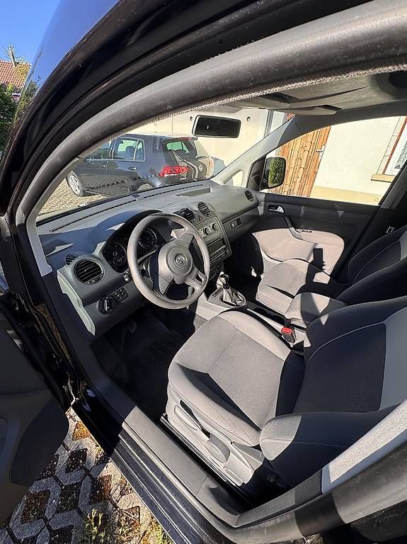 Veicoli commerciali: Vw Caddy 1.6 tdi 7 Plätzer  – Usato da Herzogenbuchsee venduto da Isnije01 3