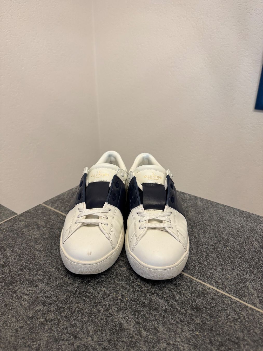 Scarpe da uomo: Valentino Sneaker – Usato da Laufenburg venduto da gia_ts98 3