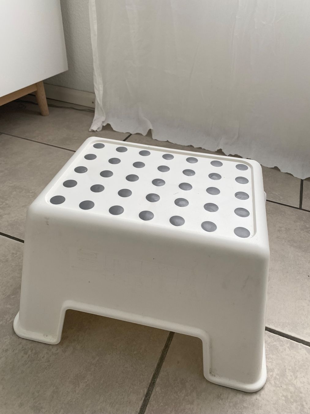Ikea Sgabelli: Badezimmerhocker IKEA – Usato da Ettingen venduto da evs_6w9m