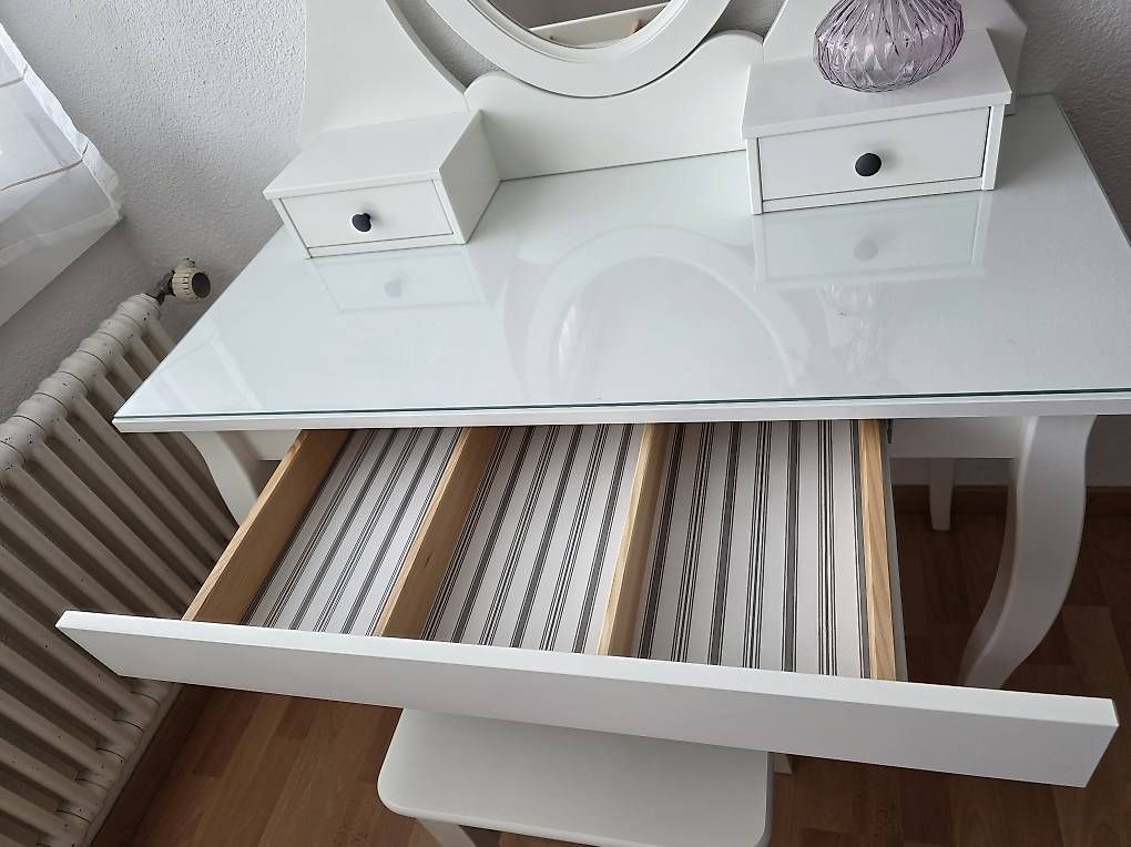 Tavoli da trucco: Schminktisch inkl. Blumenstrauss – Usato da Rain venduto da joa_9byc 1
