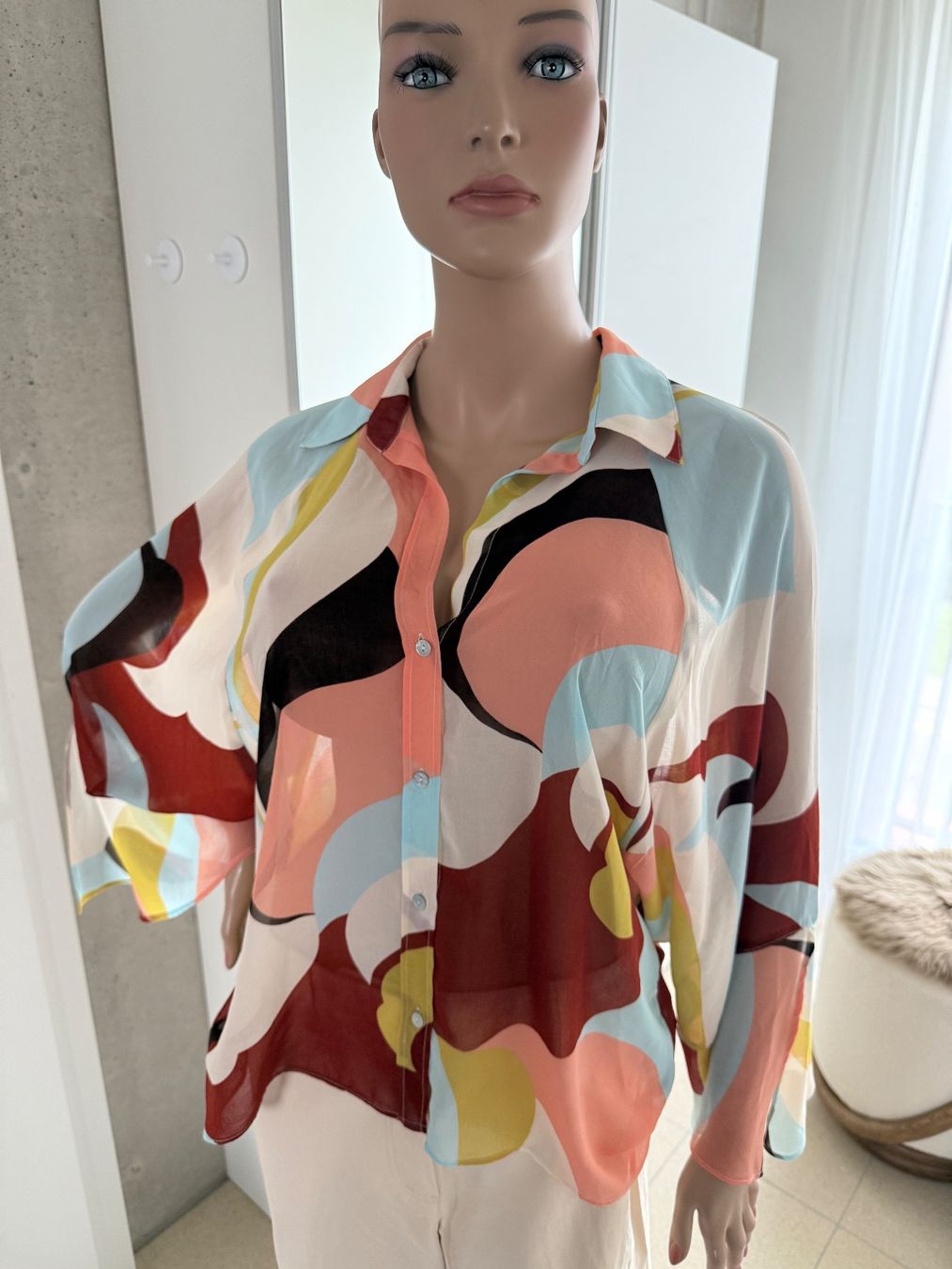 Zara Blusen: Zara halbtransparente Bluse Hemdbluse Gr.M neu – Neu und originalverpackt aus Rotkreuz von beltraum 8