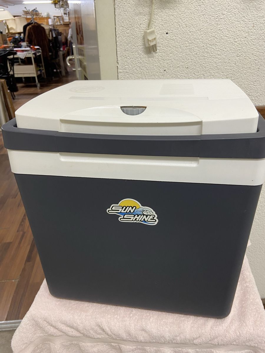 Kühlschränke & Kühlen: Kühlbox Electric Cooler  – Gebraucht aus Dietikon von brocki-eyra 7