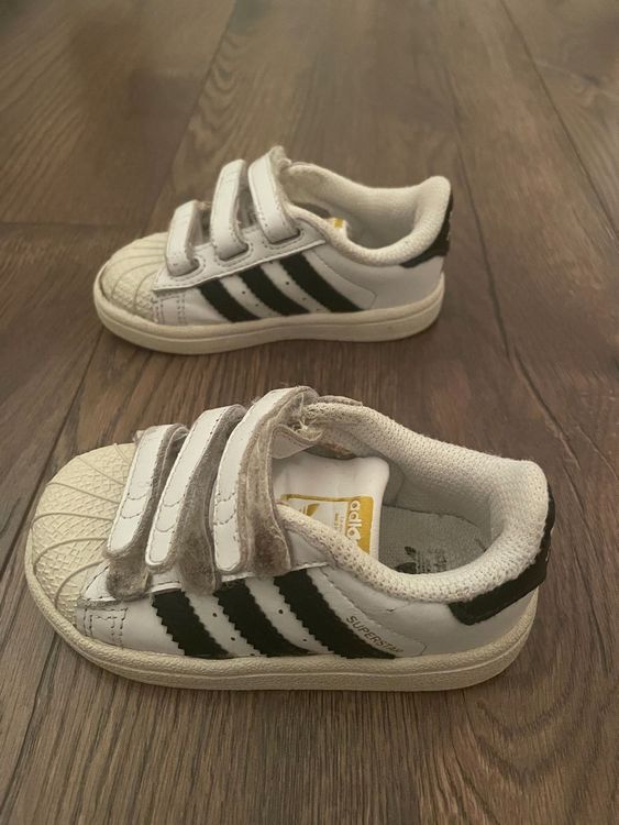 Scarpe da uomo: Schuhe Adidas Superstars – Usato da Embrach venduto da Leva11 1