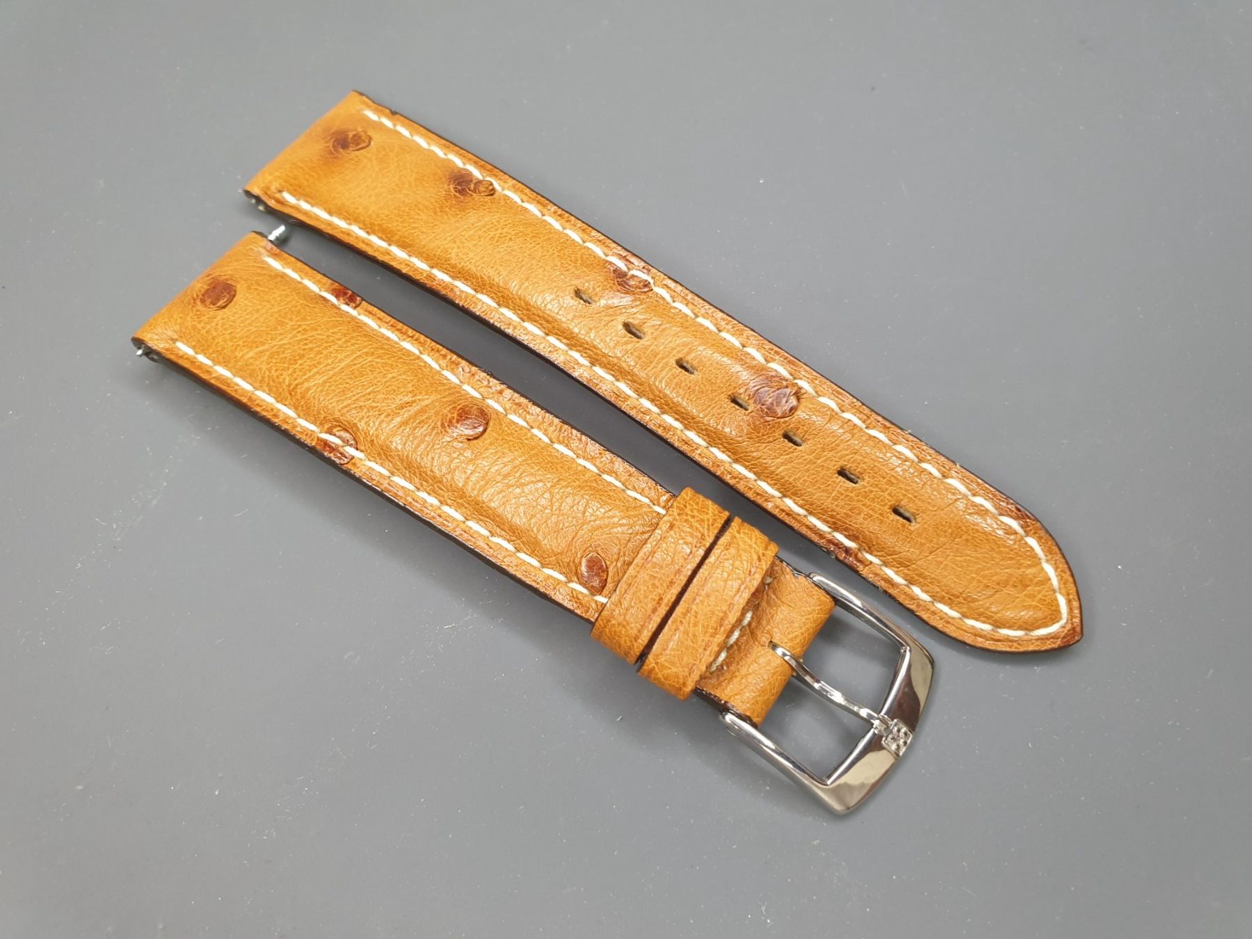 Armbänder & -reifen: Straussenleder Armband 18mm – Gebraucht aus Neyruz FR von Flyback