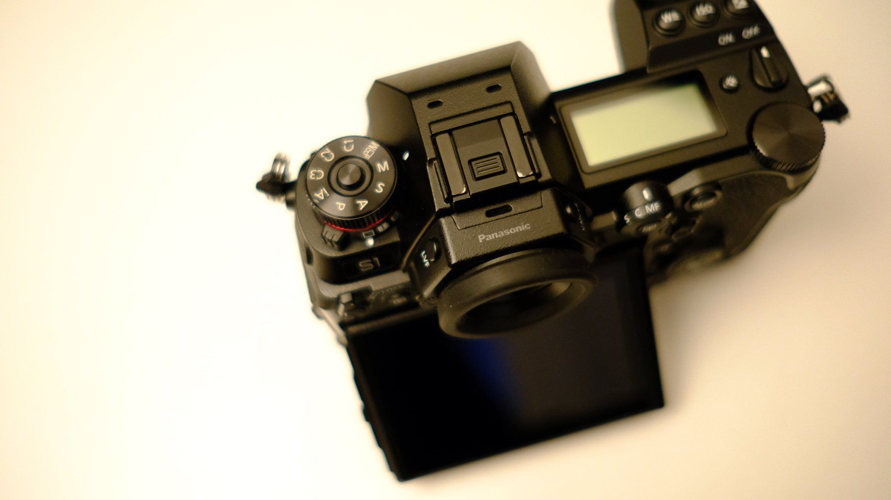Panasonic Fotocamera: Lumix S1 mit Batteriegriff DMW-BGS1 – Usato da Unterengstringen venduto da simonwidmer 3