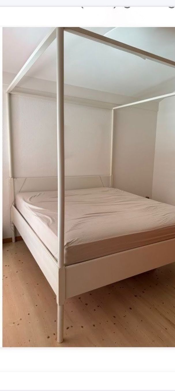 Ikea Lits: Himmelbett – D'occasion à Bürglen par Christian24