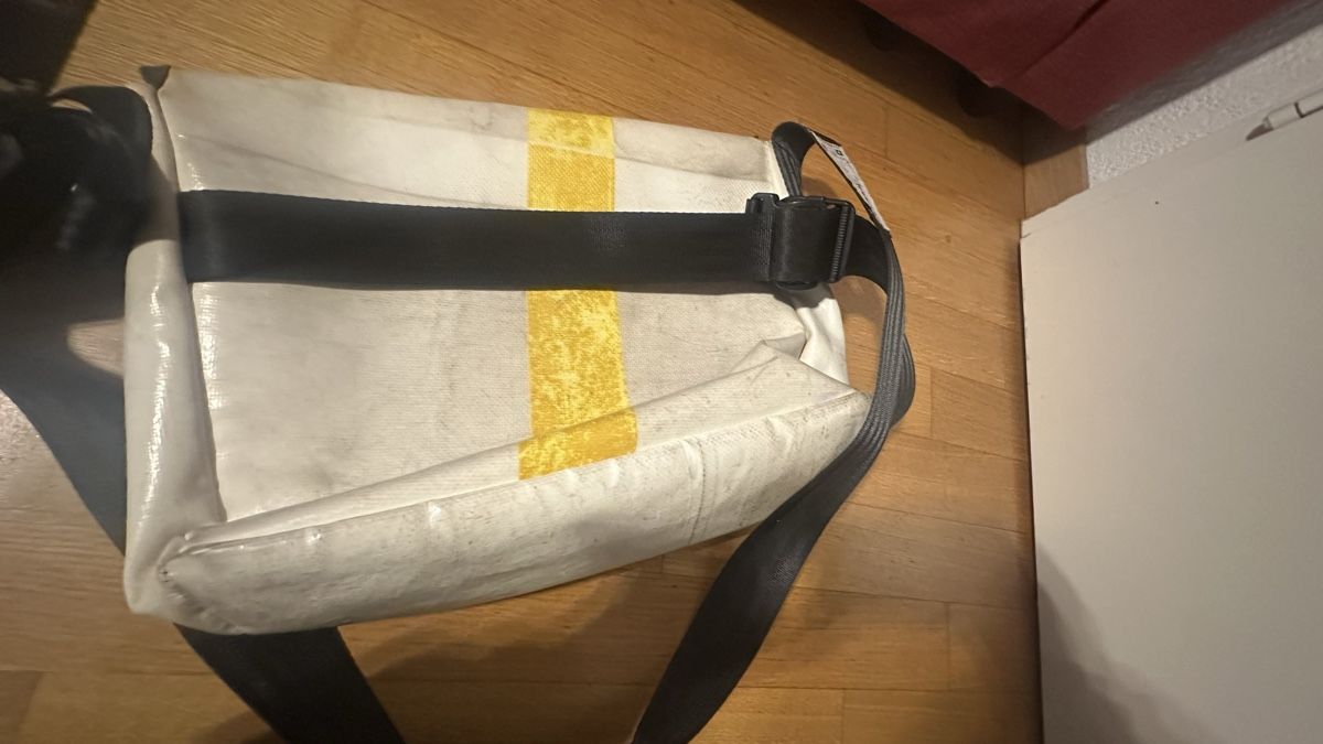 Freitag Taschen: Freitag Orginal Tasche – Gebraucht aus Thun von James_VI 3
