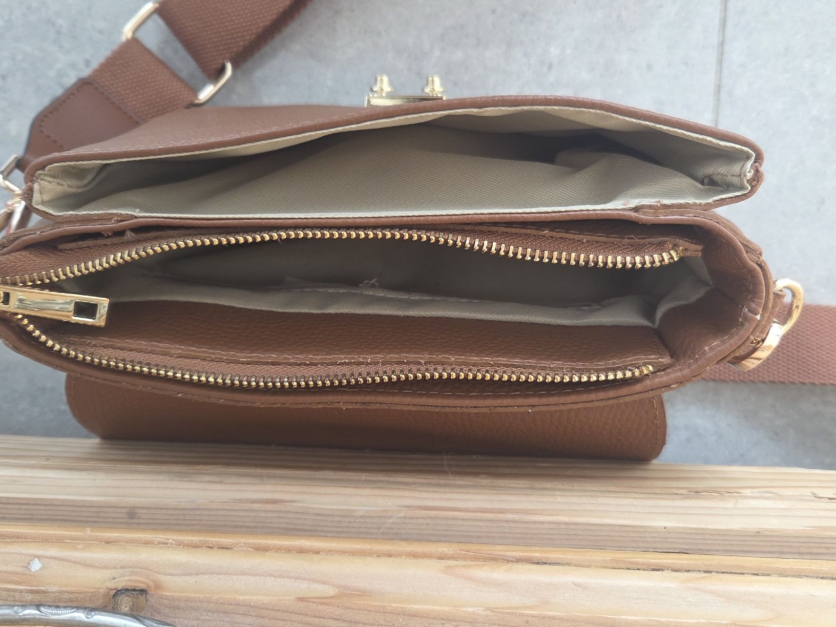 Borse da donna: schöne Tasche, Umhängetasche, echt Leder – Nuovo (secondo la descrizione) da Wiesendangen venduto da Sinhuk 4