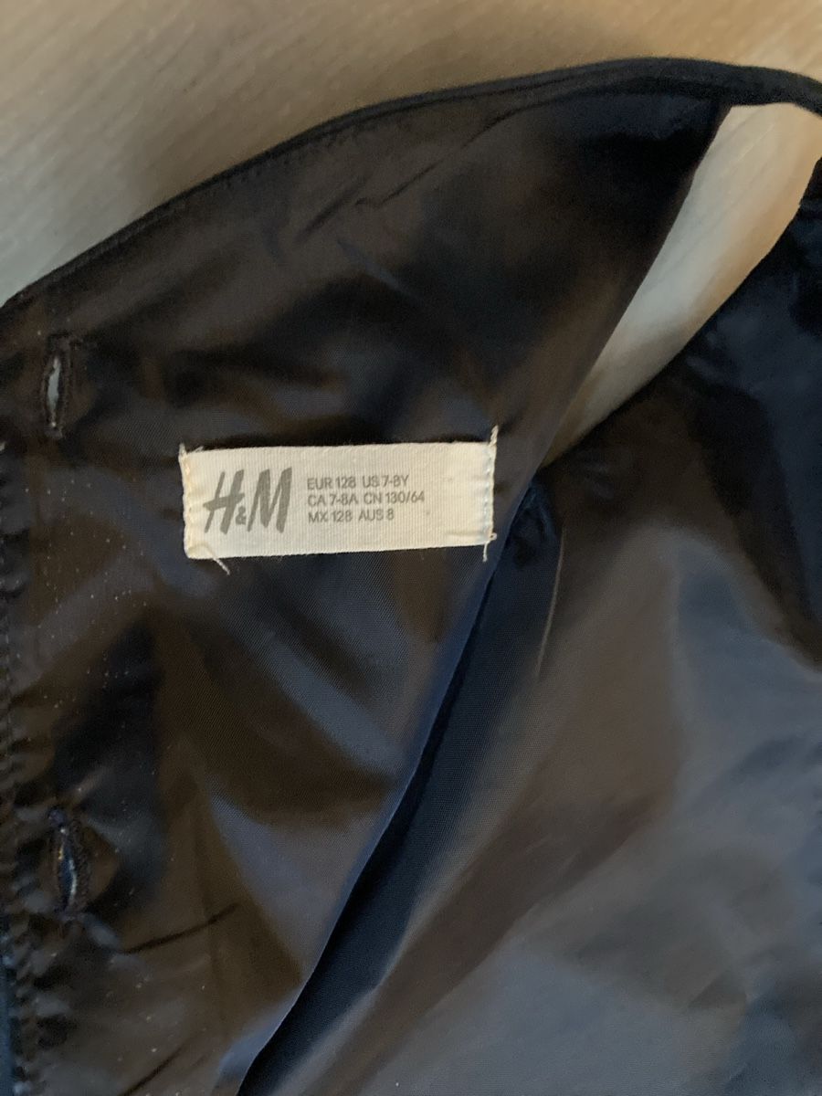 H&M Kleider & Röcke: Kleid H&M 128 – Gebraucht aus Amden von Karplusan 2