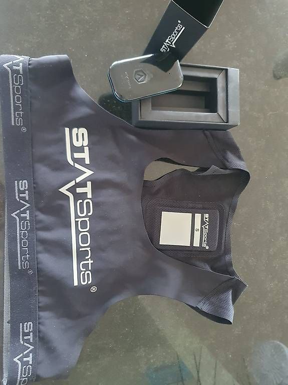 GPS & Messgeräte: STATSports GPS Performance Tracker inkl. Weste Grösse S – Gebraucht aus Ibach von meibaum