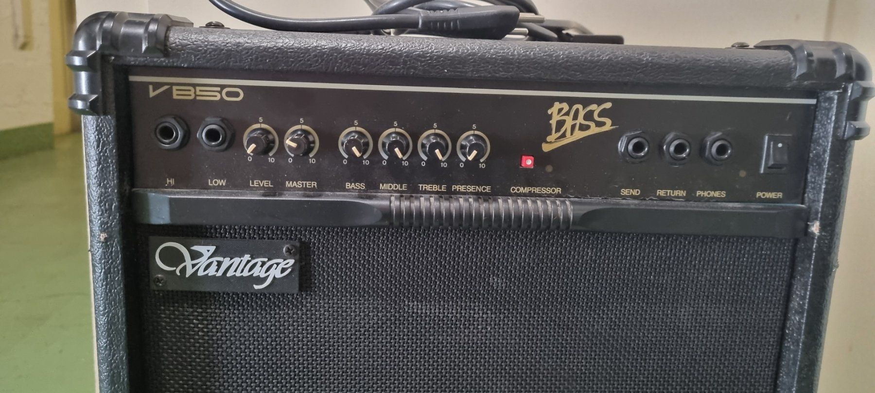 Verstärker: Vantage V B50 Bass Combo Verstärker – Gebraucht aus Basel von Dawid1713 1