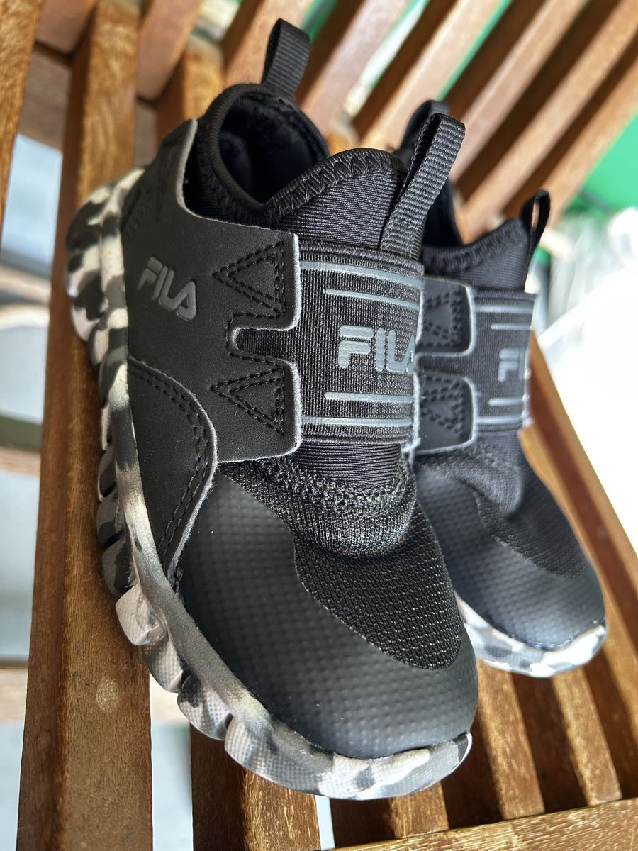 Fila Scarpe per ragazzi: Baskets Fila à enfiler / taille 26 – Nuovo (secondo la descrizione) da Meyrin venduto da Bronx86 1