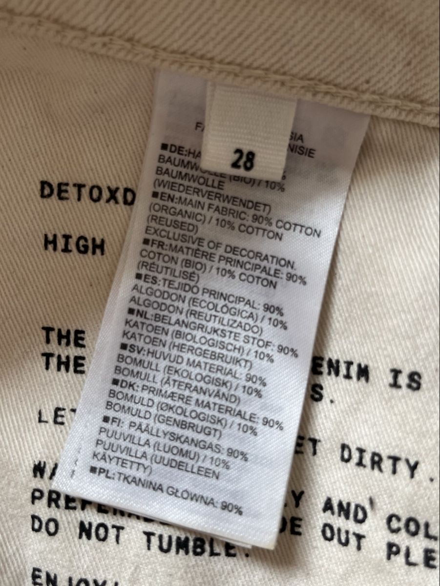 Armedangels Pantaloni: Armedangels undyed shorts – Usato da Lausanne venduto da NoraPlethora 3