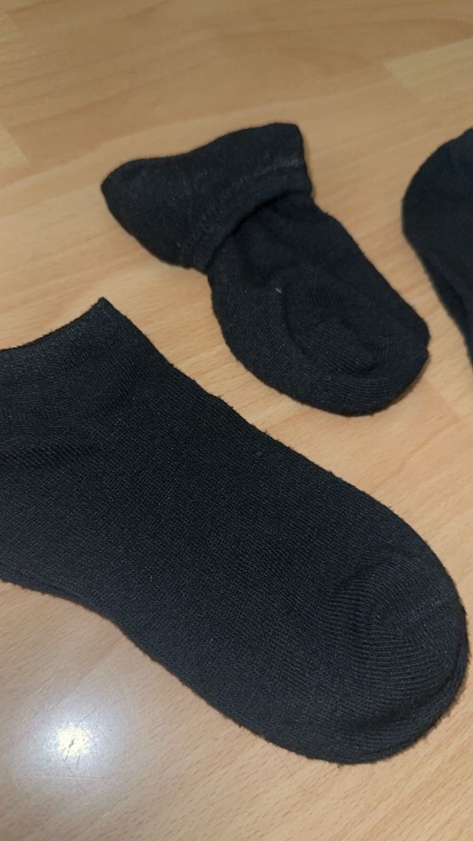 Calze: 3x Schwarze Sneaker Socken, Grösse 39-42 – Nuovo (secondo la descrizione) da Oftringen venduto da tola19 1