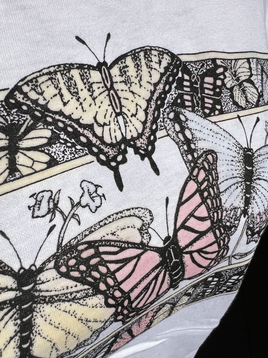 T-Shirts: Lady Magic Shirt mit Schmetterlingen, Grösse L – Neu (gemäss Beschreibung) aus Rothrist von Digibobi 1