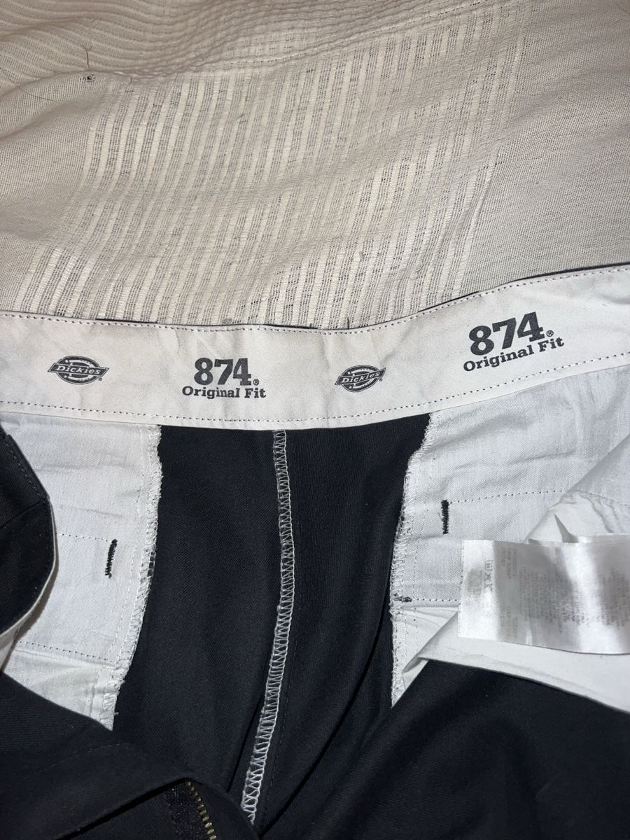 Dickies Pantaloni: Pantalon Dickies – Usato da Carouge GE venduto da Romann. 2