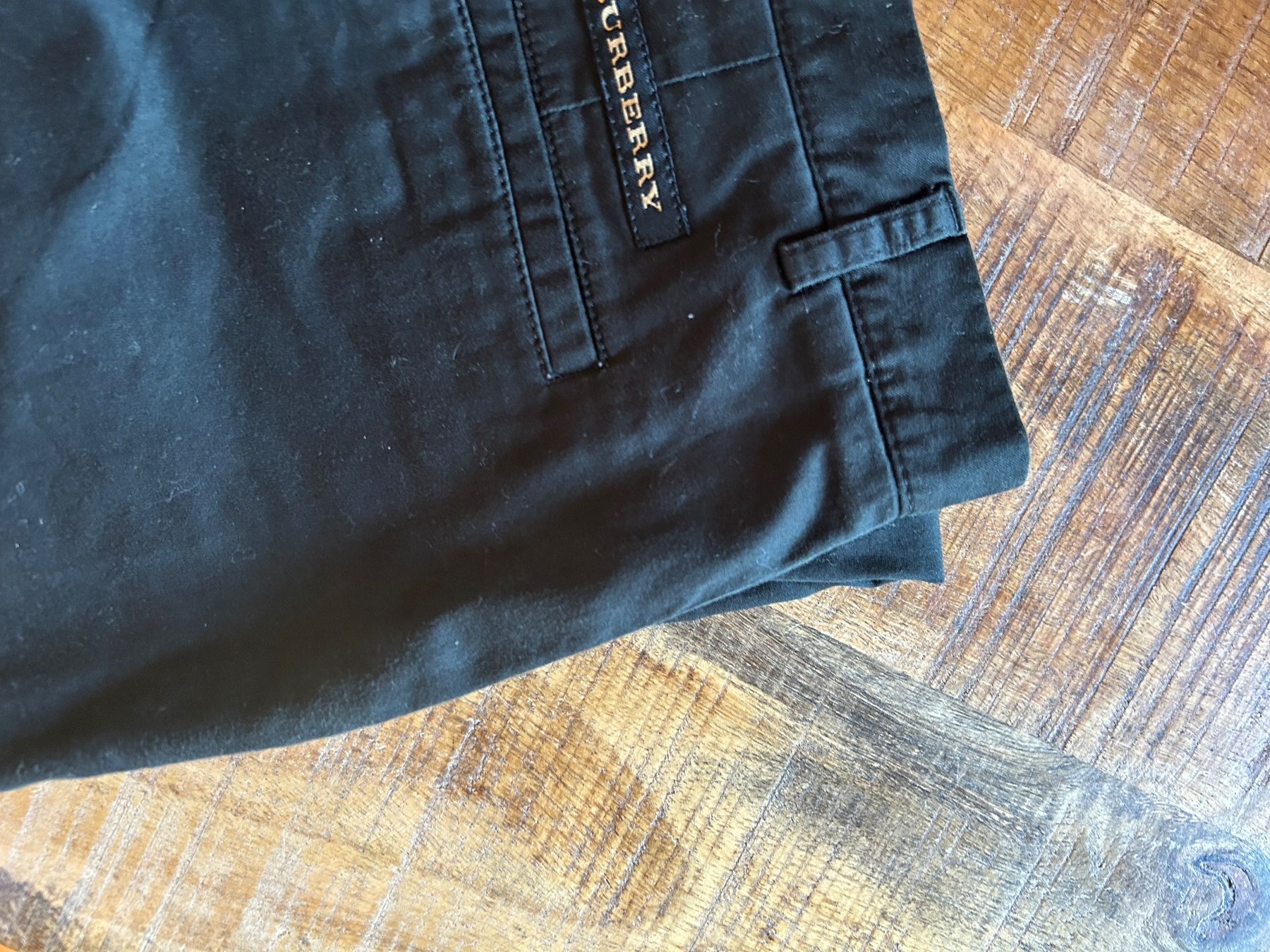Burberry Pantaloni: Burberry Culotte - Gr. M – Usato da Illnau venduto da Monkky 6