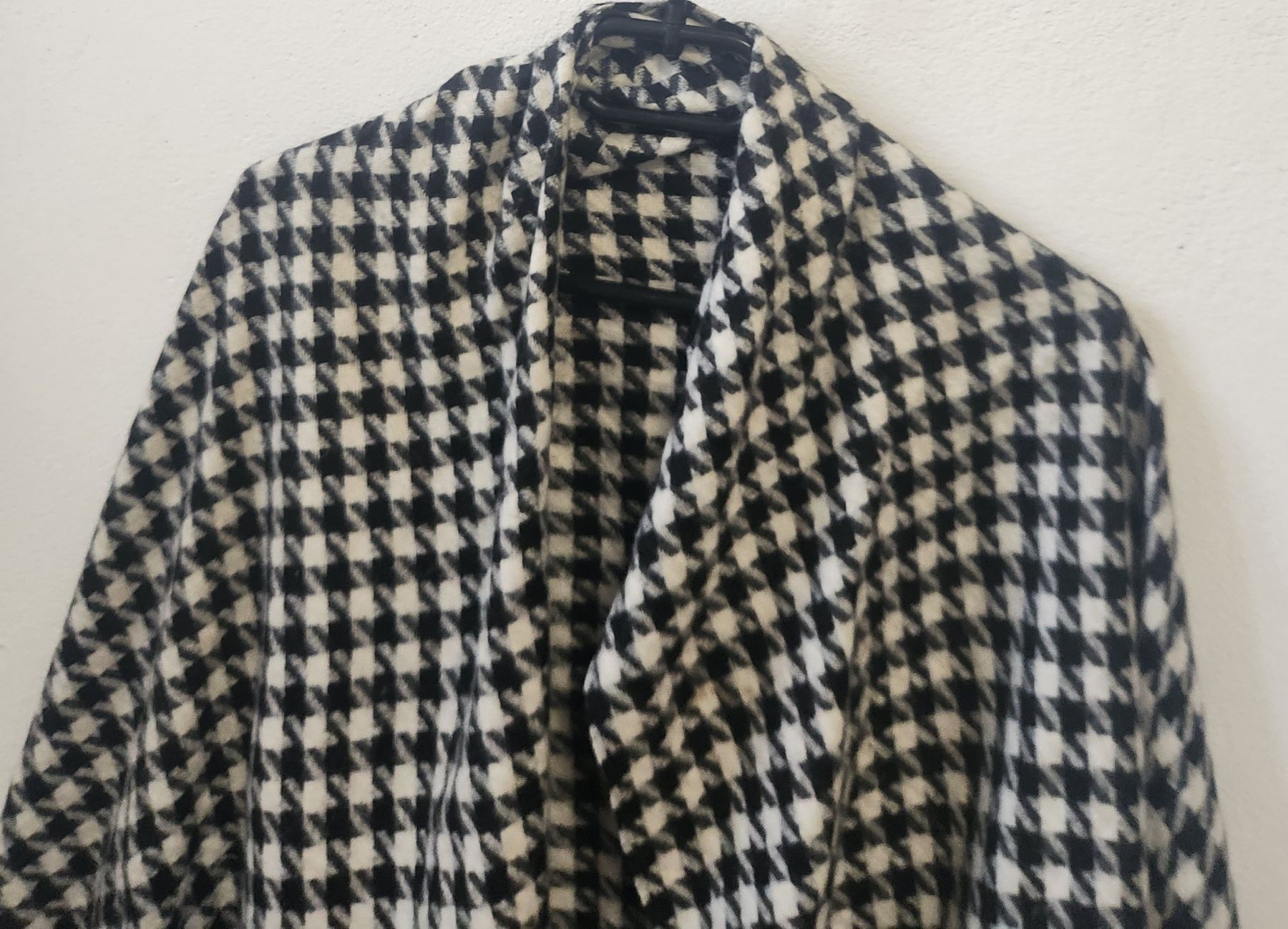 Foulard & Sciarpe: Foulard Pashmina 100% Cachemire noir/blanc – Usato da Niedergösgen venduto da Eva2410 1