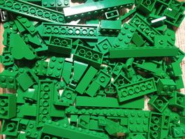 LEGO 150 Verschiedene Grüne Teile -D50