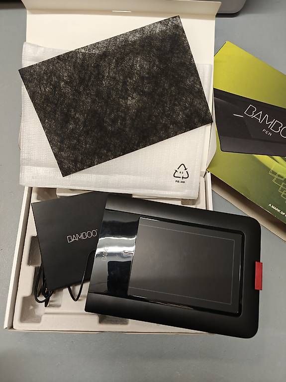 Tablet PC: Tablette Wacom - Bamboo – Gebraucht aus Lausanne von arn_7mjw