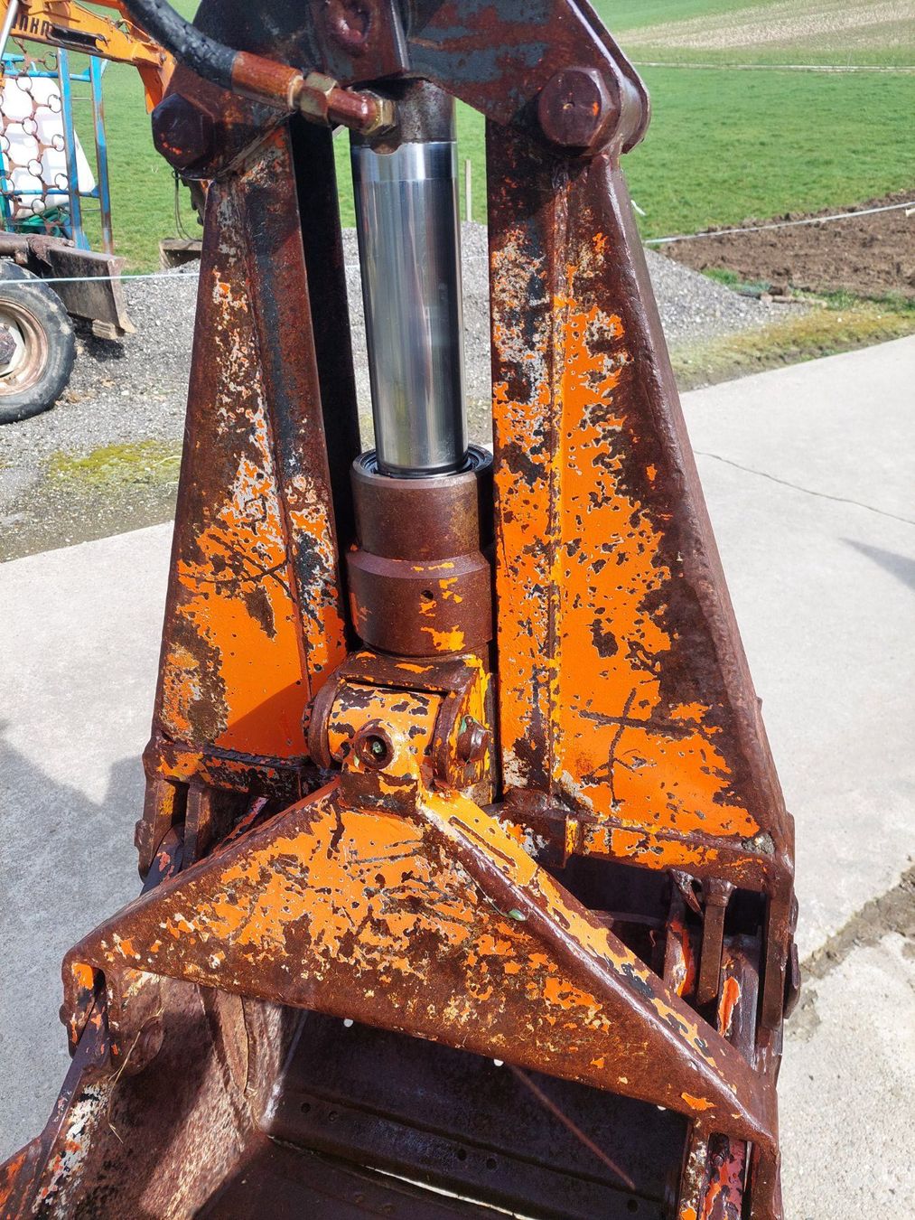 Pinze: Schalengreifer – Usato da Altbüron venduto da racer02 3