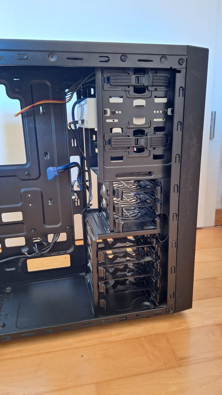 Gehäuse: PC-Case Deepcool Tesseract, Midi-Tower - black | MIFCOM – Gebraucht aus Zeiningen von Bonzei 5