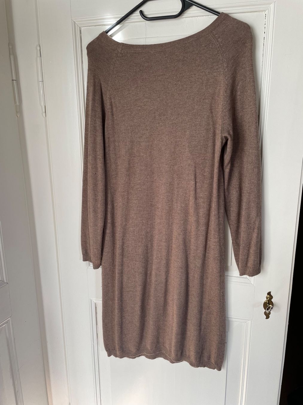 Robes: Kleid – D'occasion à Münchenstein par mexxmishi 1