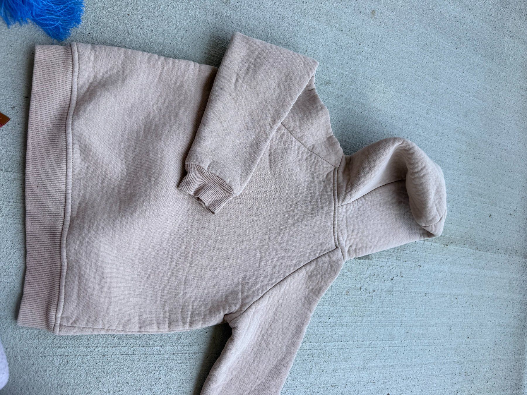 Pulls et sweat-shirts: Kinder Pullover Kapuze beige Grösse 110 – D'occasion à Riehen par ann_76jw 4