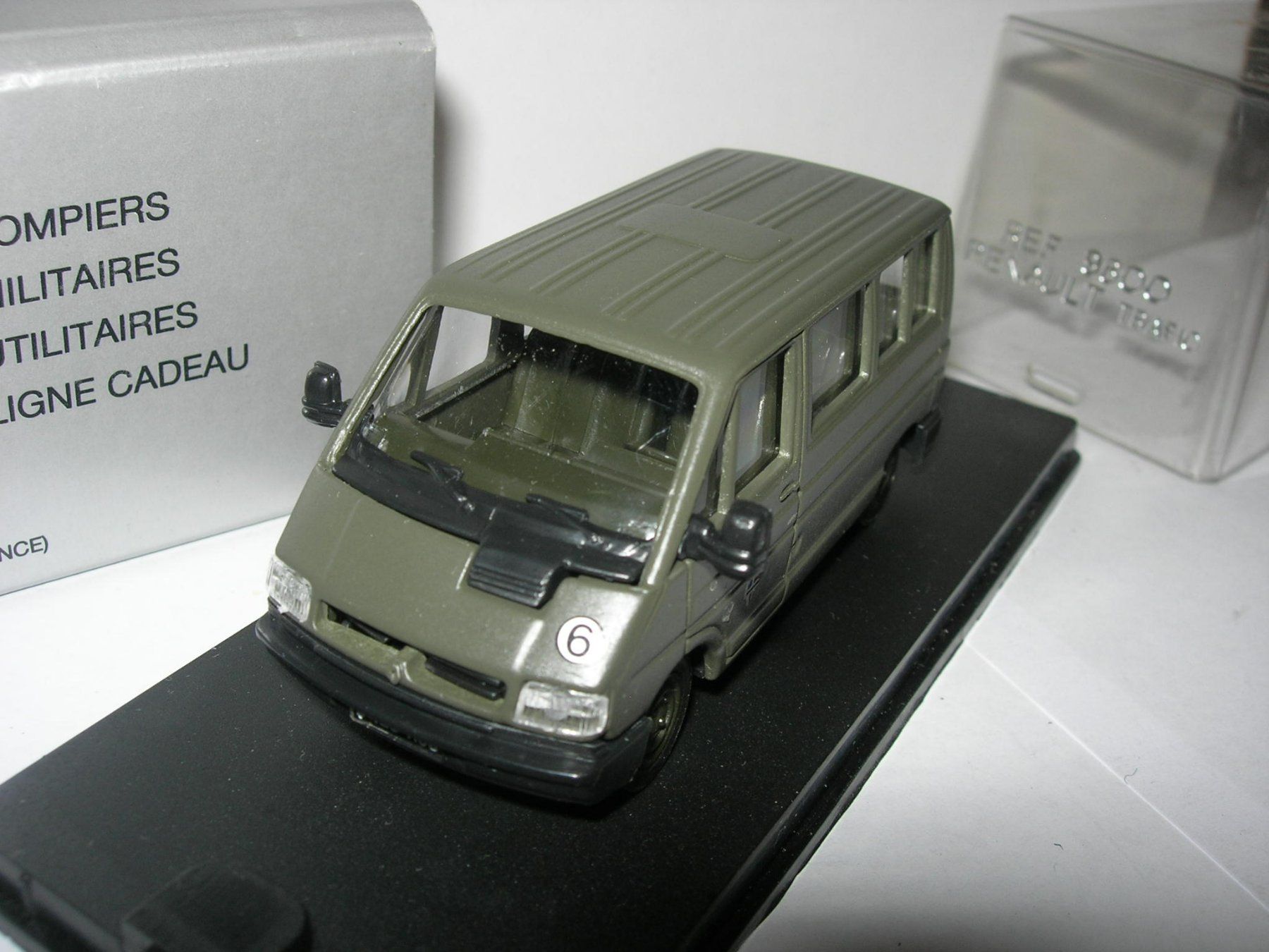Citroën Voitures modèles: Renault Trafic * Verem 1: 43 – Neuf (Voir description) à Hornussen par Amw