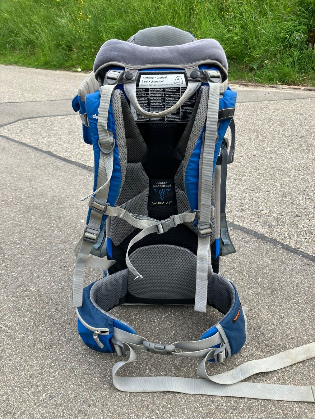 Deuter Marsupi portabebè: Babytrage Rucksack Kid Comfort 2 – Usato da Steg im Tösstal venduto da fraeze 1