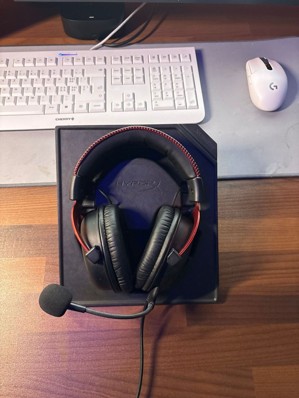 Hyperx Cuffie: HyperX Cloud II Gaming Headset / Cloud 2 Gaming Kopfhörer – Usato da Adlikon b.Regensdf venduto da Noova 2