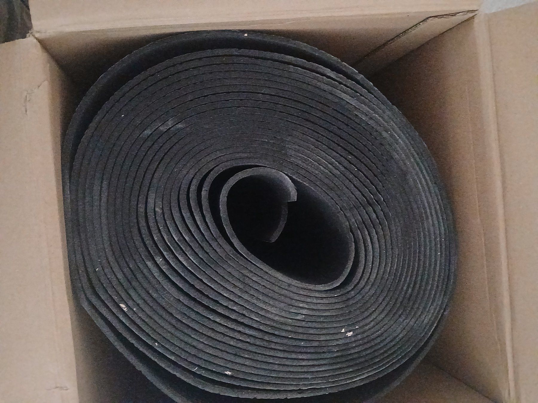 Materiale di riempimento: Armaflex 6mm selbstklebend – Nuovo (secondo la descrizione) da Epauvillers venduto da Cello1966 2