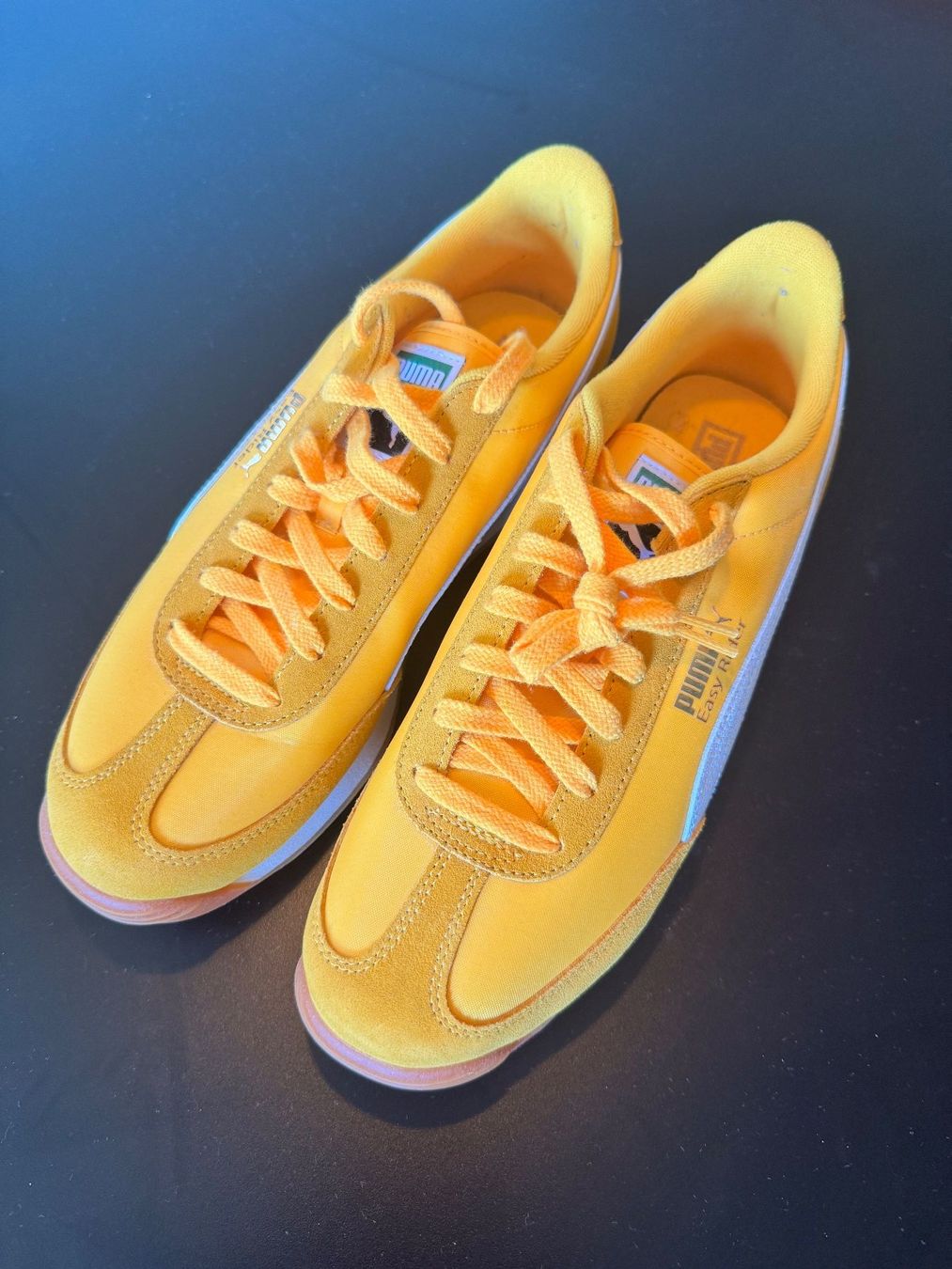New Balance Chaussures hommes: Sneaker PUMA, gelb, Grösse 44 – Neuf avec emballage d'origine à Zürich par Alpnach_ 1