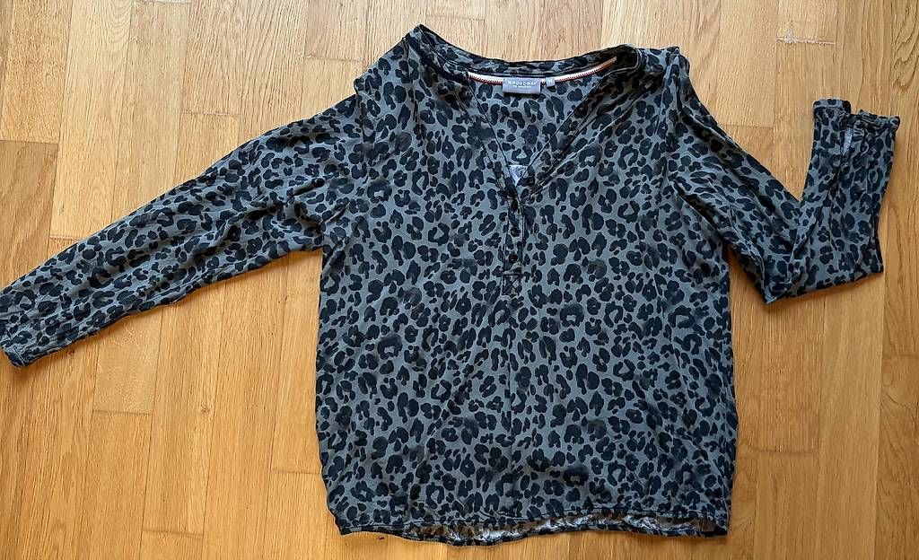 Blusen: Blusen – Gebraucht aus Kirchberg BE von Melanie.MaraM 2