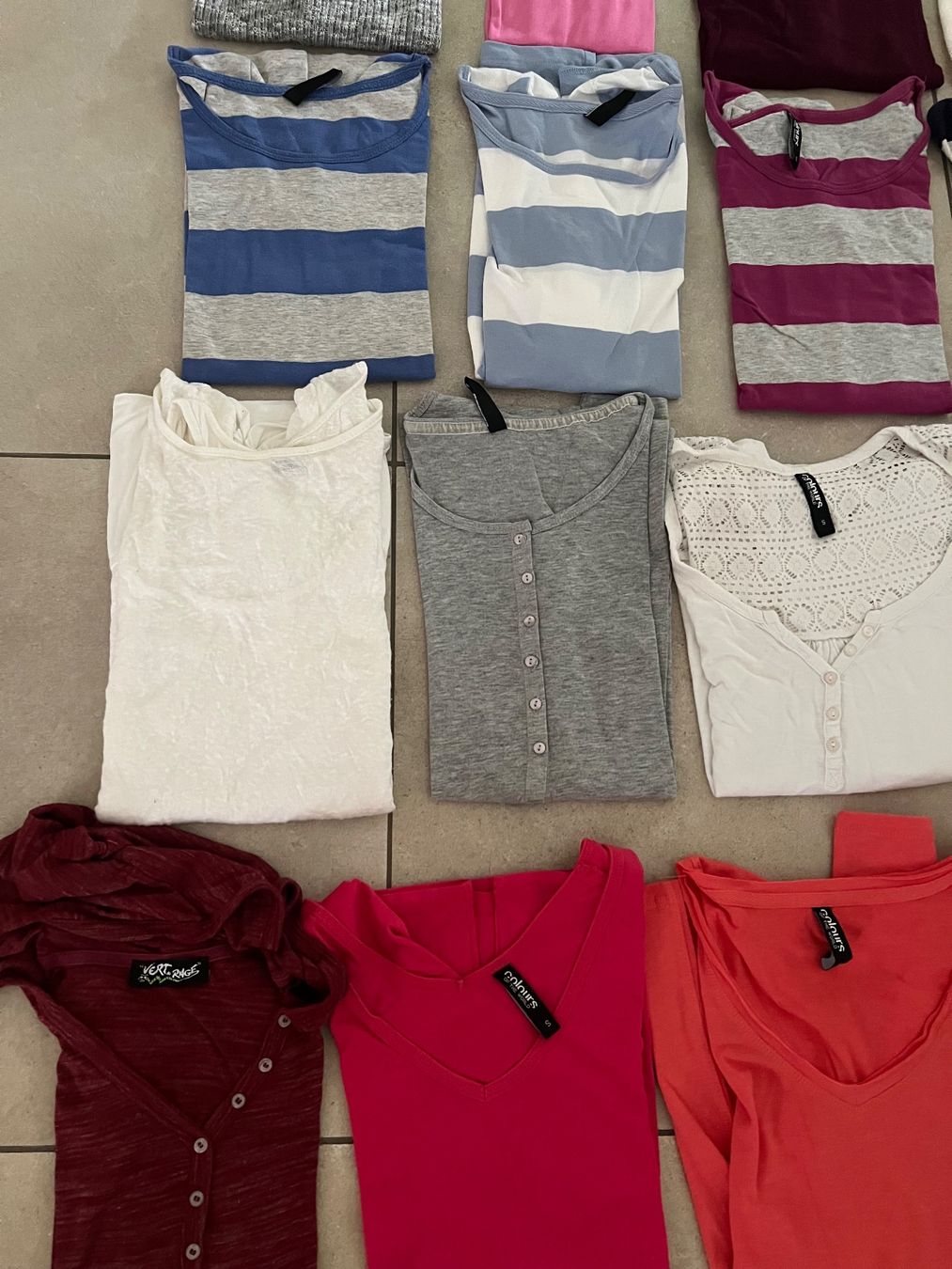 Lotti di vestiti: 12 Damen Shirts langarm Gr. M – Usato da Münchenbuchsee venduto da dani1113 1