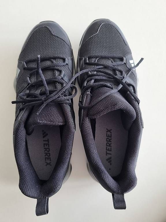 Adidas Scarpe da uomo: Gr. 39 1/3 Adidas Terrex schwarz – Usato da Sutz venduto da Dalilea 4