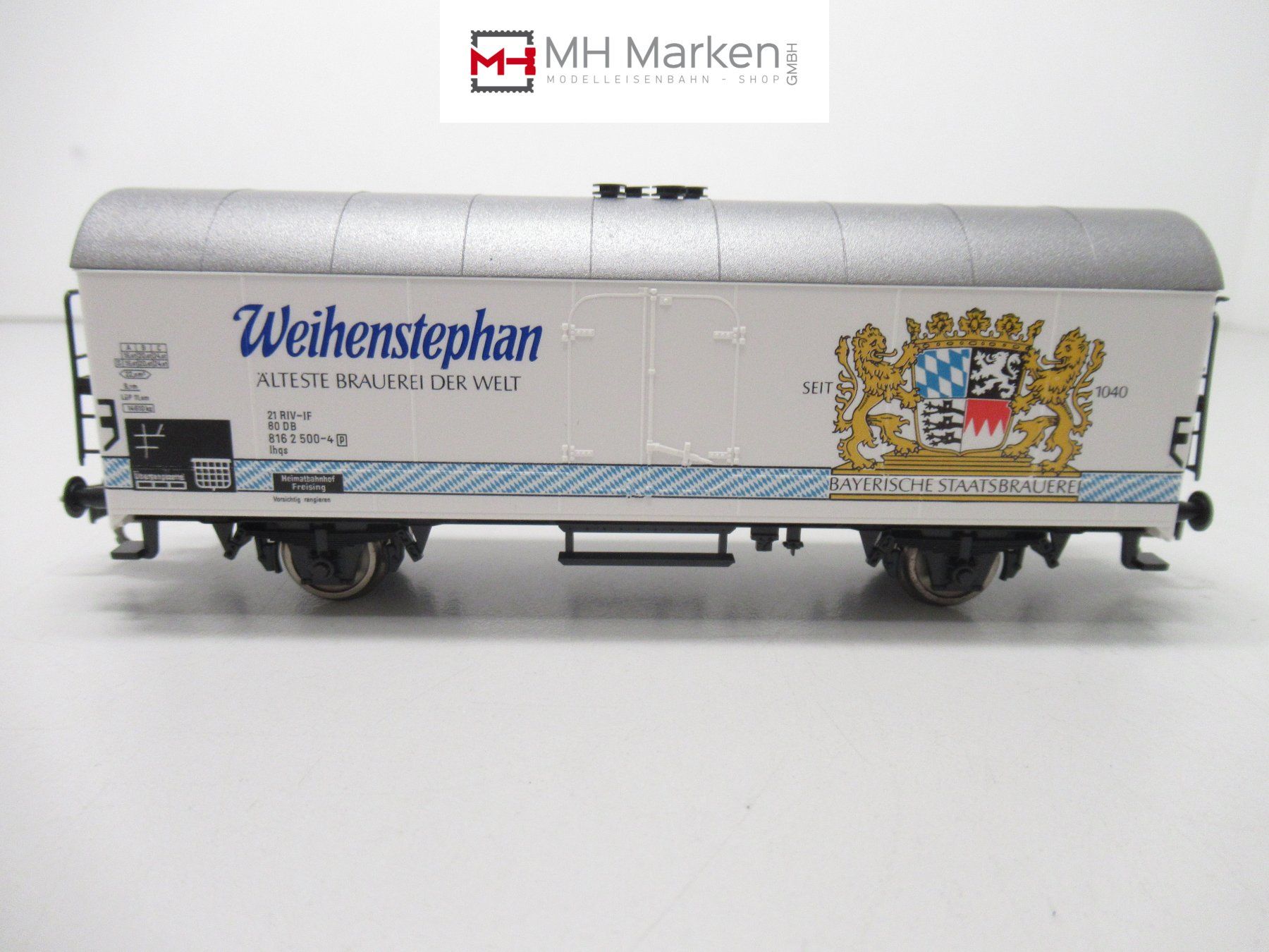 Fleischmann Modellini di ferrovie: Fleischmann 5329 gedeckter Güterwagen Weihenstephan DB DC H0 – Usato da Basel venduto da mhmarken