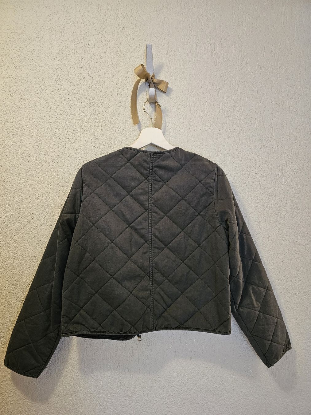 H&M Jacken: H&M Divided Steppjacke dunkelgrau Gr. S – Gebraucht aus Bern von Oscarella 2