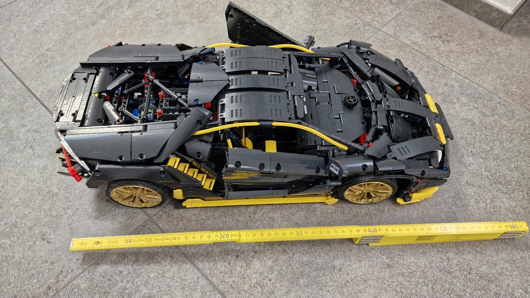 Spielzeuge: Grosser Lego Lambo – Gebraucht aus Gossau SG von saend_92 1