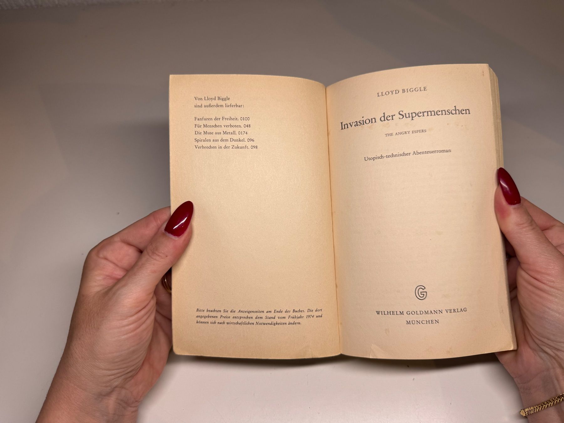 Libri: ROMAN: Lloyd Biggle, Invasion der Supermenschen – Usato da Grosswangen venduto da Deutsche_Romane 2
