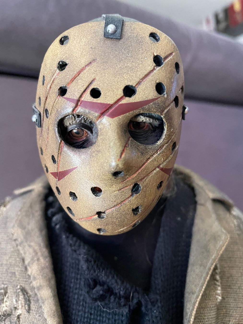 Statuette: JASON VOORHEES - SIDESHOW - 1/4 PREMIUM FORMAT STATUE – Usato da Egg b. Zürich venduto da underworld 1