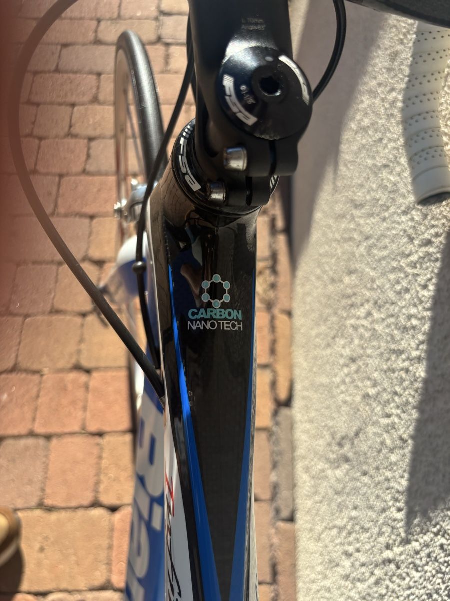 Bianchi Vélos: Vélo de course Bianchi 2C2 full carbone 52 taille – Neuf (Voir description) à Conthey par Michel124 8